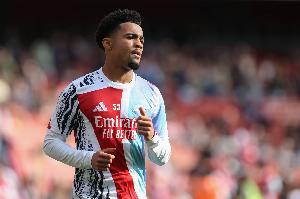 18岁身价5500万❗英媒：恩瓦内里要枪手保证出场时间，否则不续约