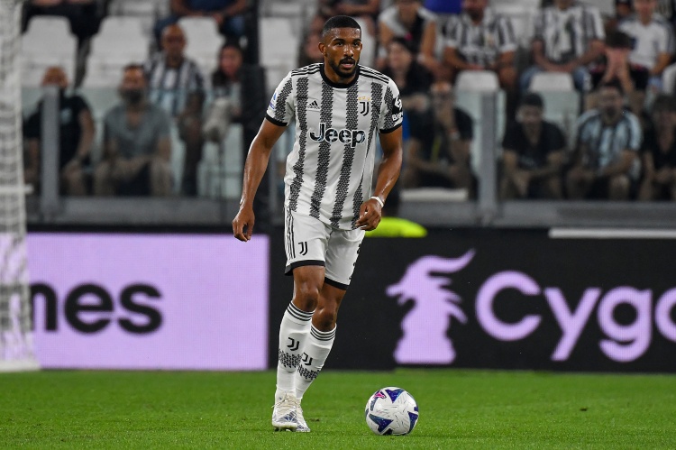 发现半岛体育-米体预测亚特兰大vs尤文热身赛首发：布雷默领衔，库普梅纳斯替补