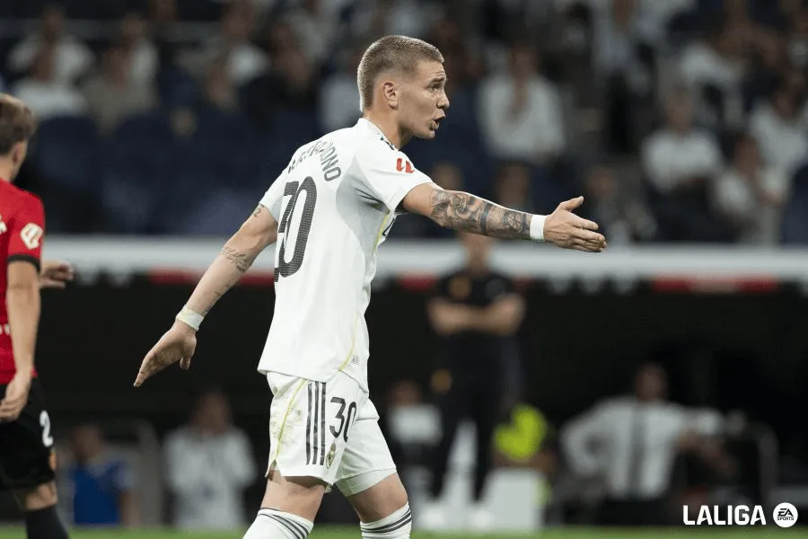 发现半岛体育-马斯坦托诺本场数据：3次射门，2次射正，对抗4胜2