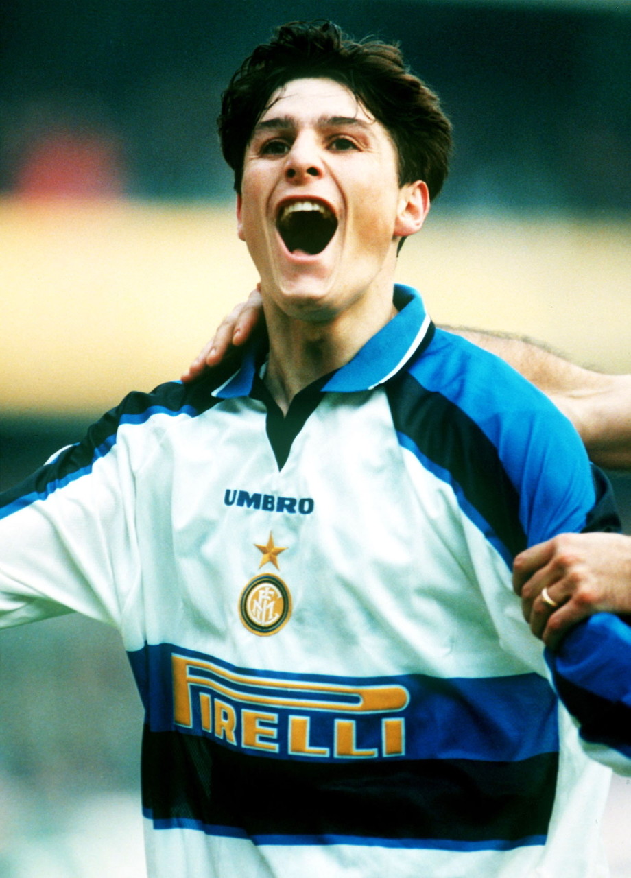 发现半岛体育-萨内蒂：永远记得对阵维琴察的首秀 能担任15年国米队长意义非凡