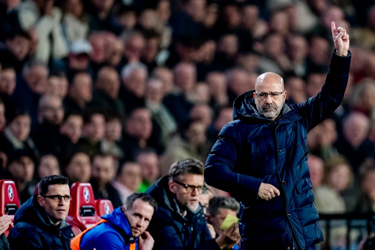 发现半岛体育-埃因霍温主帅：拜仁19场进72球足以说明实力 我们会全力以赴争胜